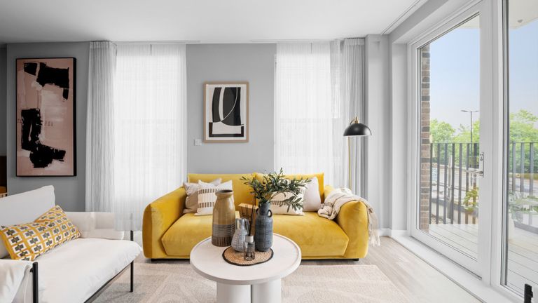 Property 3 of 12. Plot Image