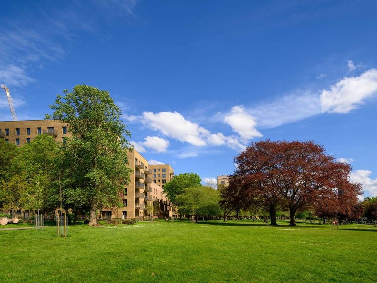 Property 2 of 11. Lampton Parkside - Park Shot