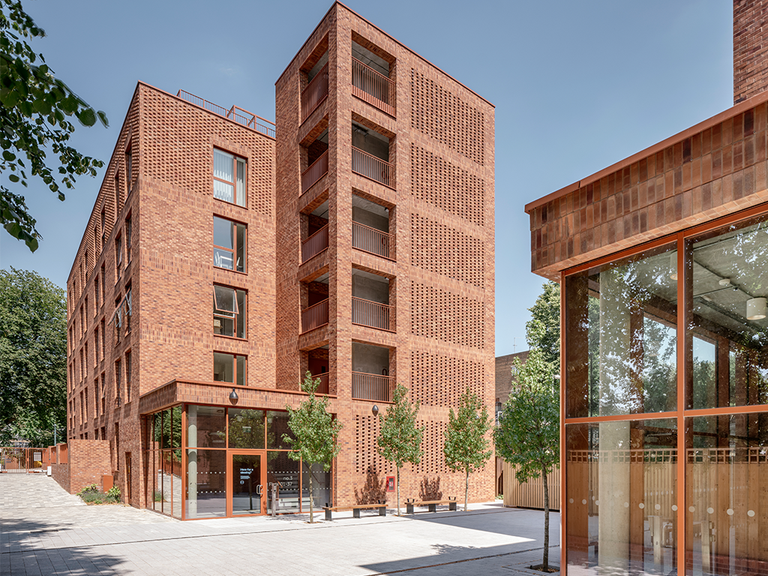 Property 3 of 9. Woodside Park N12 