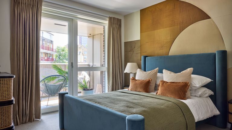 Property 1 of 12. Plot Image