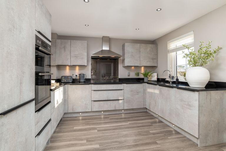 Property 3 of 10. Dev002497_Ballater_H469_010