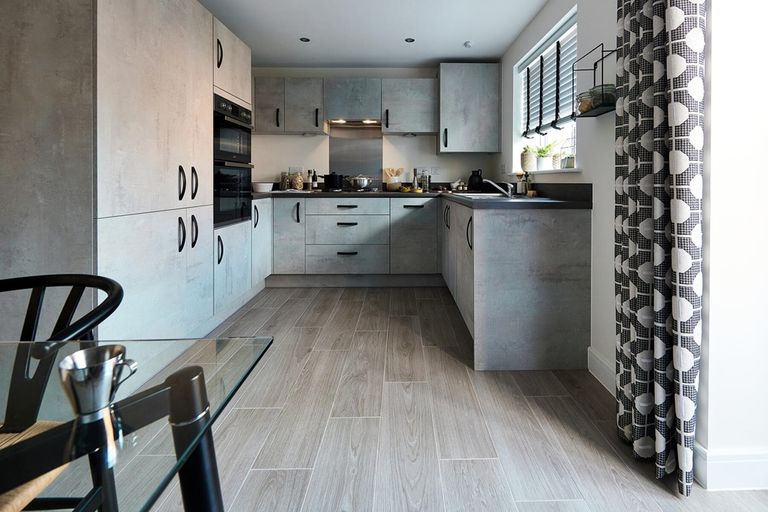 Property 2 of 13. Plenty Of Cooking Space And Storage In The Kitchen