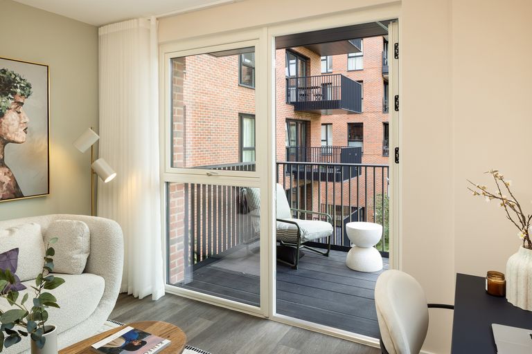 Property 3 of 6. Lounge With Balcony - Hendon Waterside