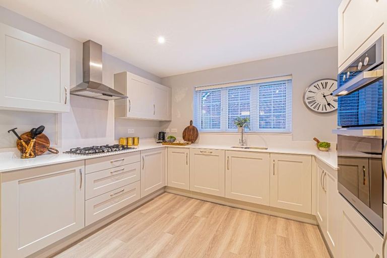 Property 2 of 10. The Roydon