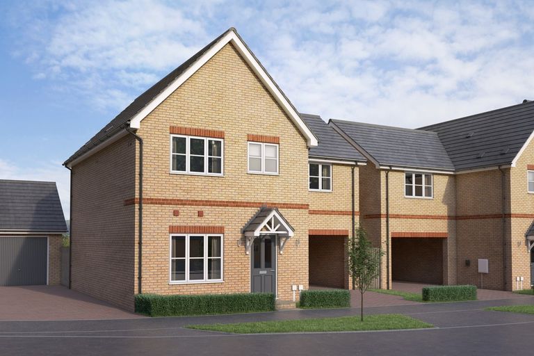 Property 1 of 13. Randall Fields, Stotfold
