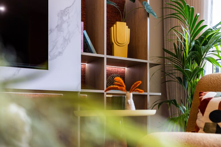 Property 3 of 5. Living Room Detail