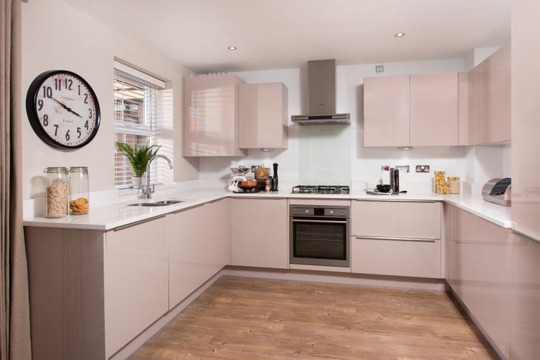 Property 2 of 8. Kitchen Diner