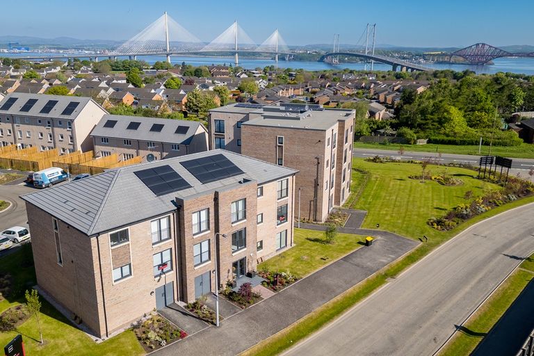 Property 2 of 10. Rosebery Wynd, South Queensferry