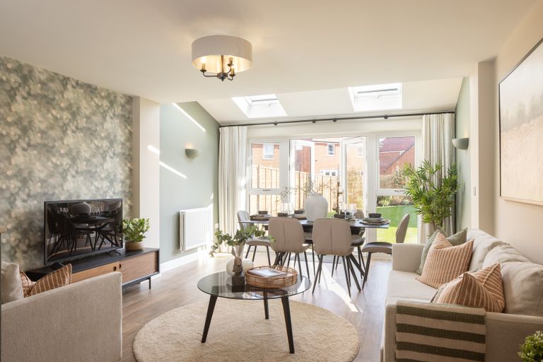 Property 3 of 10. Rochester Dining Room