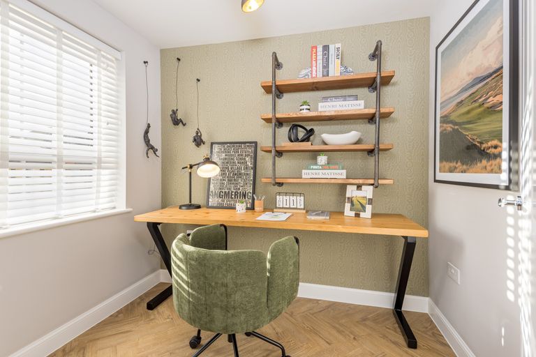 Property 3 of 8. Study Of 3 Bedroom Greenwood