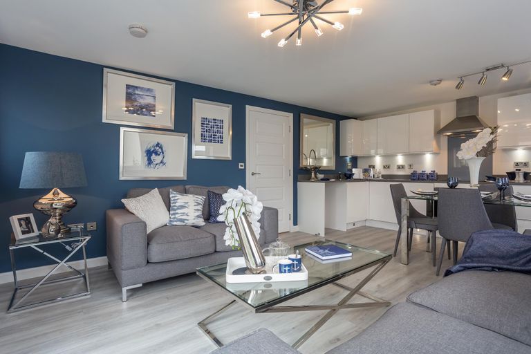 Property 2 of 7. Dalmeny Park, South Queensferry