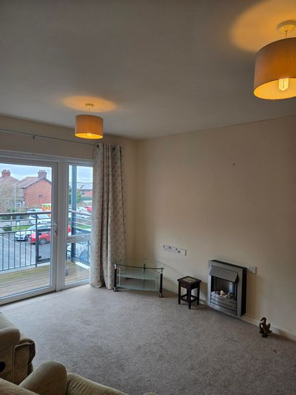 Property 2 of 10. Lounge