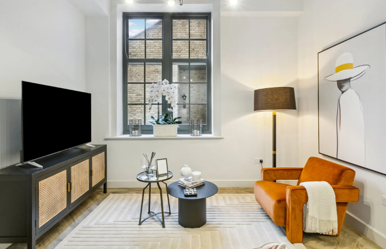 Property 2 of 12. Living Area