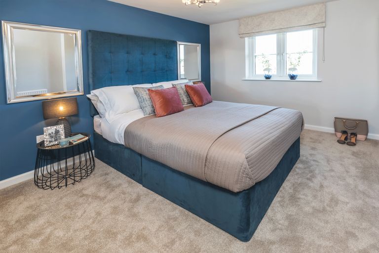 Property 3 of 9. H7252Cullodenwestshowhomefenton