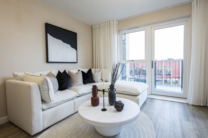 Property 3 of 14. Vb2327837 The Green At Epping Gate   2 Bed Show Apartment Plot 28  32  716x515