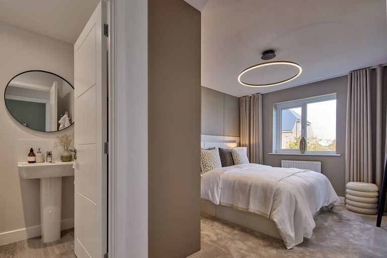 Property 3 of 5. Elmslie Hubbards Walk Bedroom