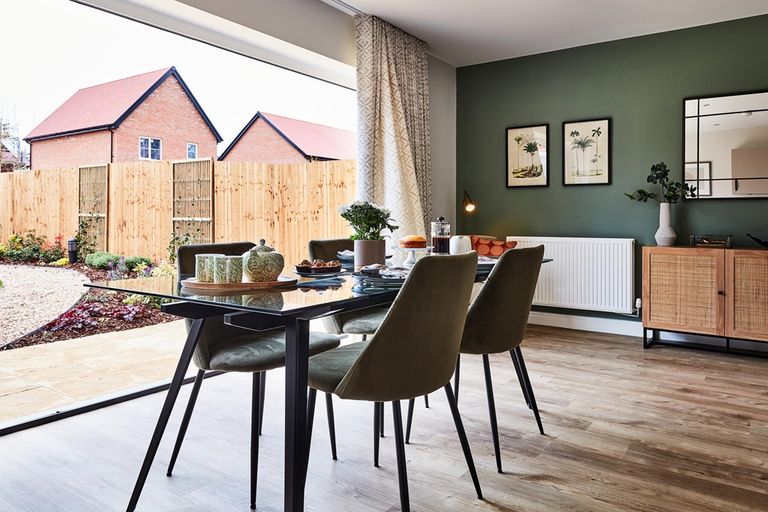 Property 2 of 10. Family-Friendly Kitchen Diner