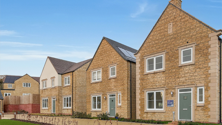 Property 1 of 10. Plot Image