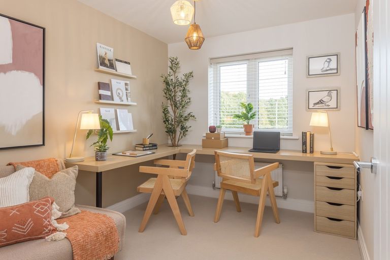 Property 1 of 5. Knights Grove, Newbury