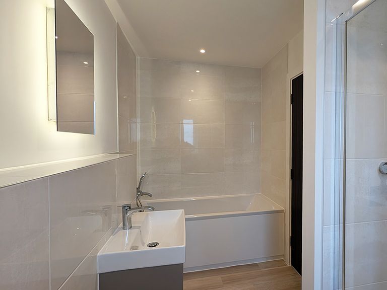 Property 3 of 6. Family Bathroom