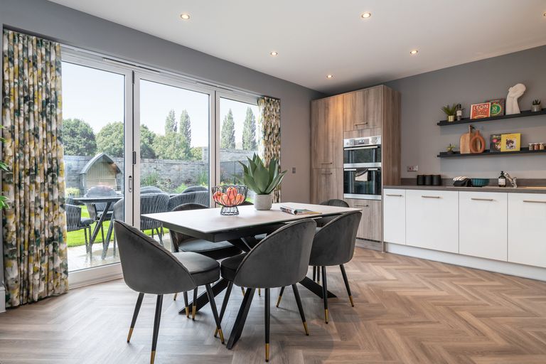 Property 1 of 5. The Dart Dining