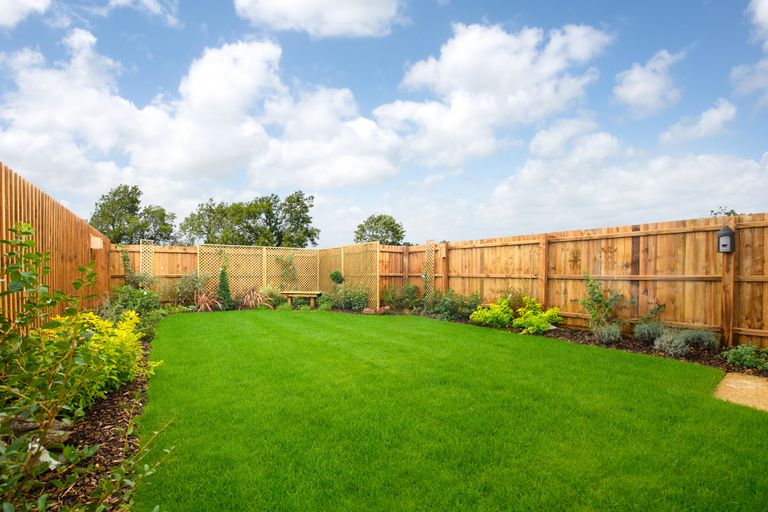 Property 3 of 8. Maidstone Garden Woodland Heath Barratt