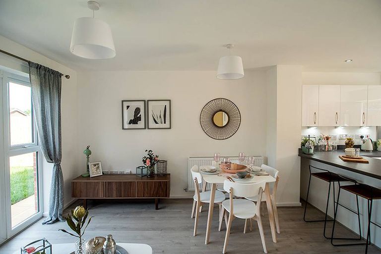 Property 3 of 7. Arun1 (5)