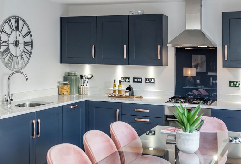 Property 3 of 10. Inveraray 4 Bedroom Home, Open-Plan Kitchen/Dining Room