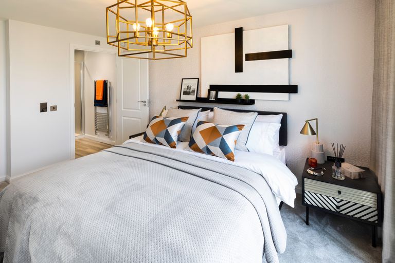 Property 3 of 9. H7252-Show-Apartment-001