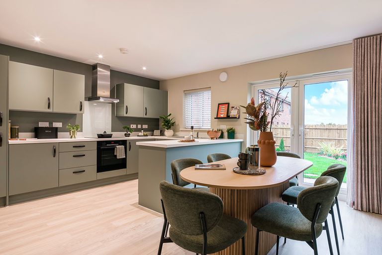 Property 2 of 9. The Jackdaw021