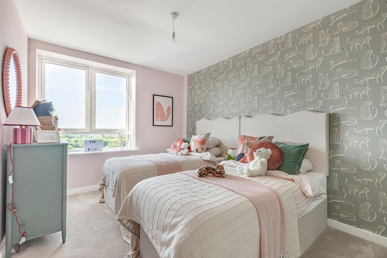 Property 1 of 9. Vistry_London-Kingston_Grove_Marketing_Suite-Kt1__10_