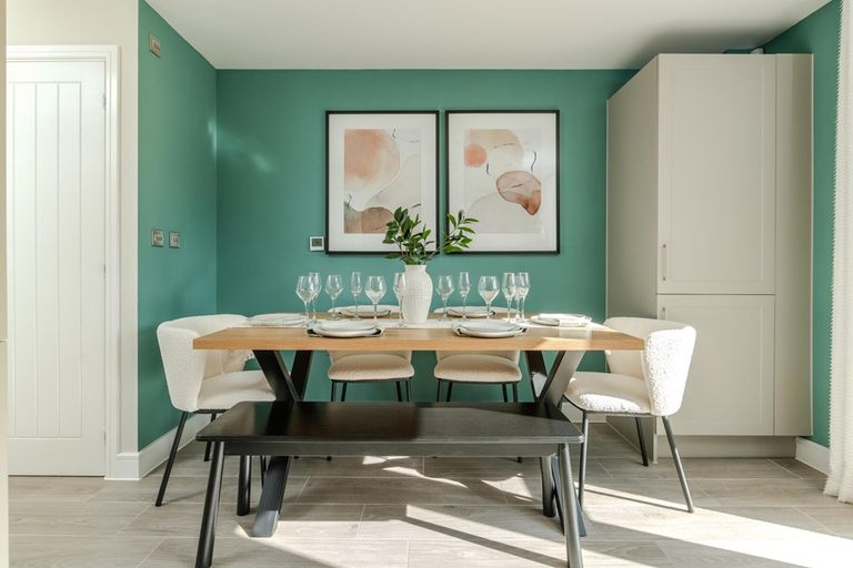 Property 3 of 14. Great Space For Entertaining Family And Friends