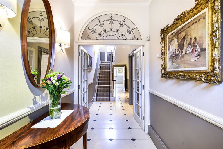 Property 3 of 16. Entrance Hall