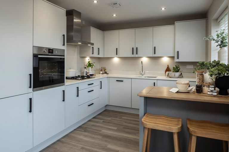 Property 3 of 9. Kitchen