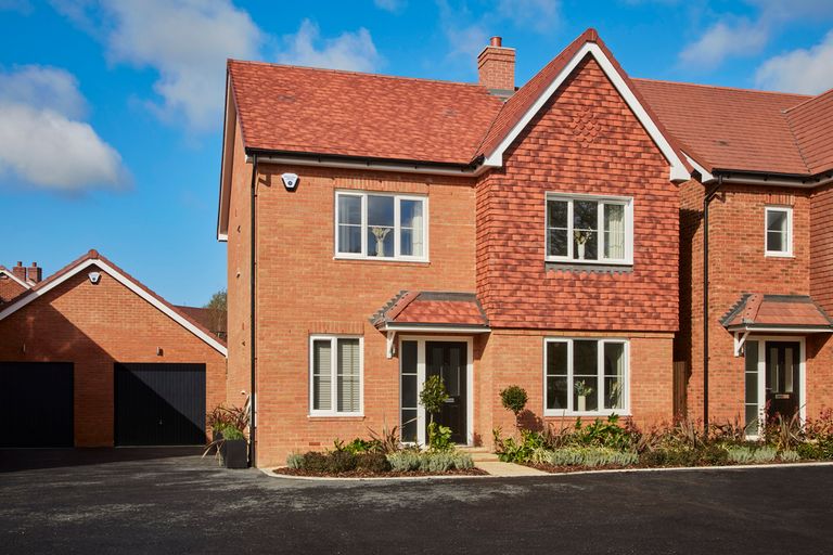Property 1 of 6. 252203-079A