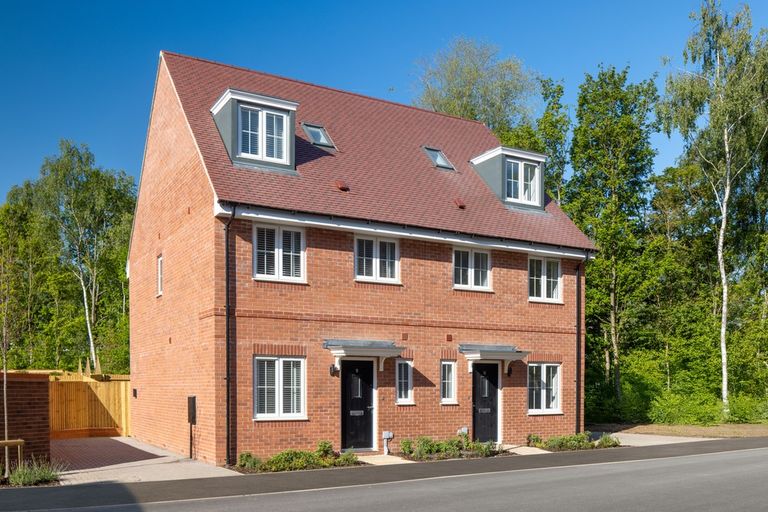 Property 1 of 13. Ryder Gardens, Bovingdon