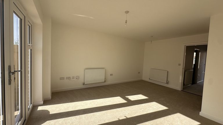 Property 3 of 9. Plot Image