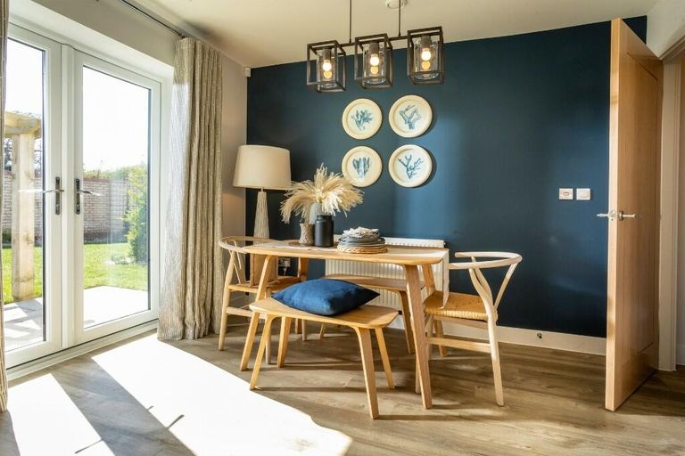 Property 3 of 18. Example Dining