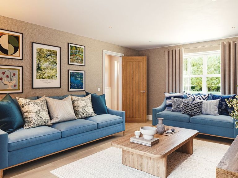 Property 3 of 8. Living Room