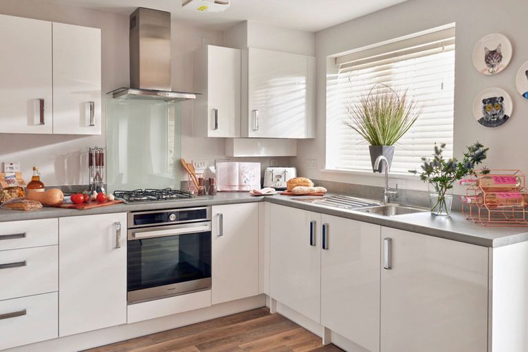 Property 2 of 9. Mer_Bovis_Holly_015_Housetype_Plot_-_Hero_860x573