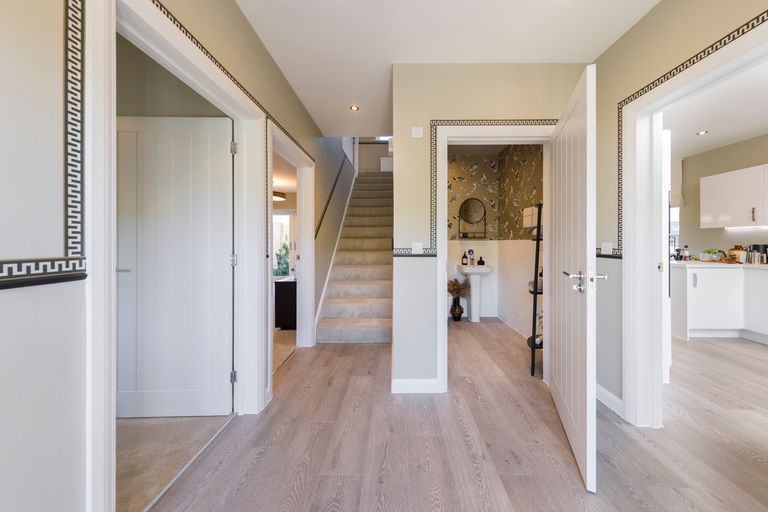 Property 3 of 7. Chestnut Ll-002