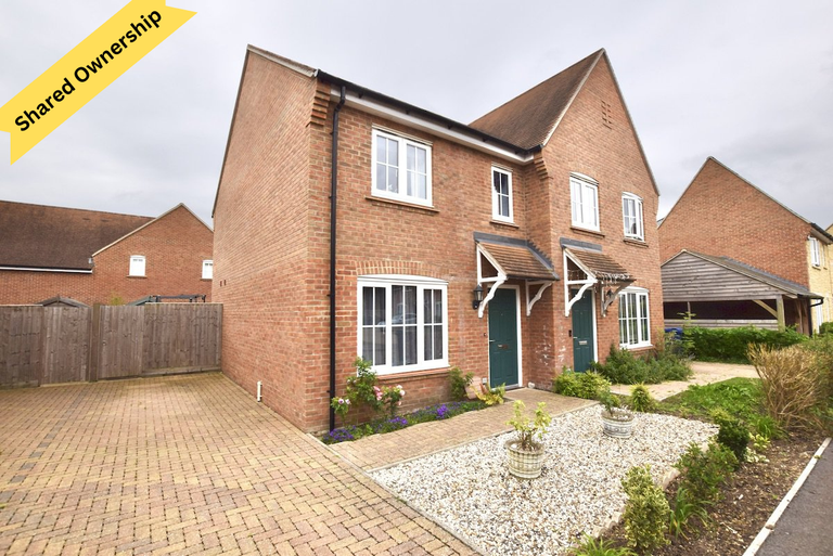 2 bed semidetached house for sale in Marsh Road, Ambrosden, Bicester
