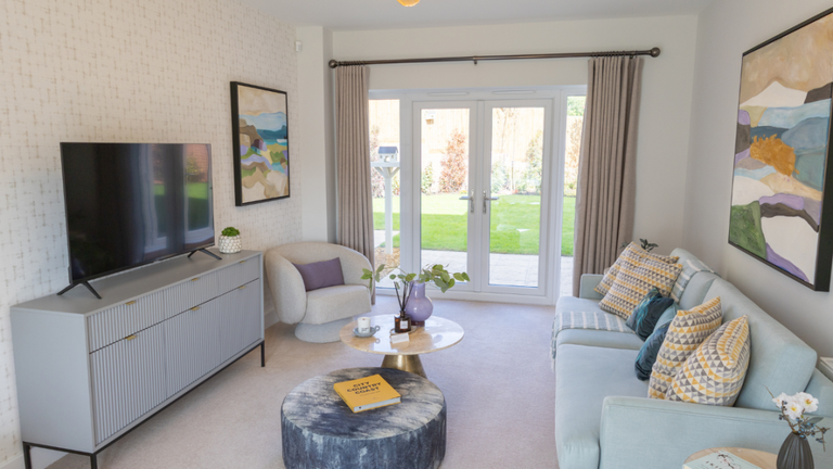 Property 3 of 8. Plot Image