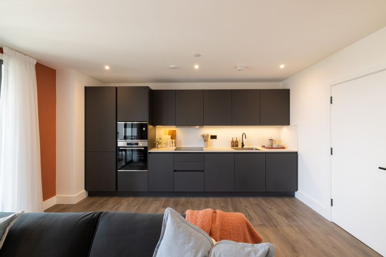 Property 3 of 10. Living Room