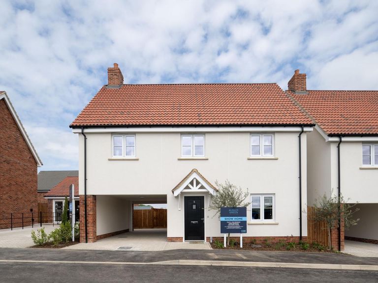 Property 1 of 15. The Primrose, Number 4