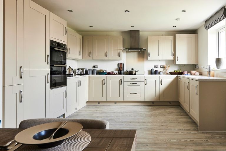 Property 3 of 7. Cook With Friends And Family