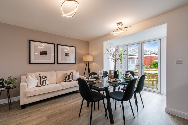 Property 3 of 10. Greenwood Dining Area