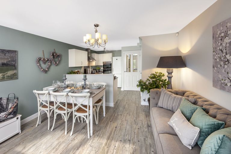 Property 1 of 10. Dining Area