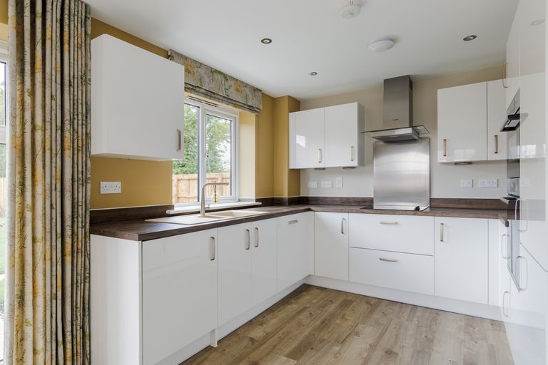 Property 3 of 11. Example Kitchen
