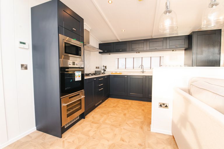 Property 2 of 13.